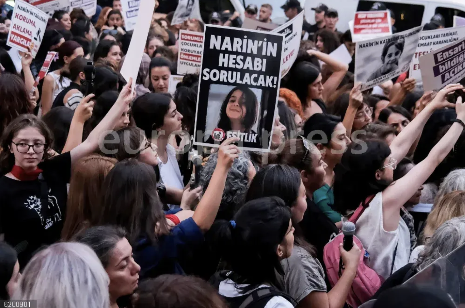 europa press - protest over the murder of 8-year-old narin guran in ankara 
