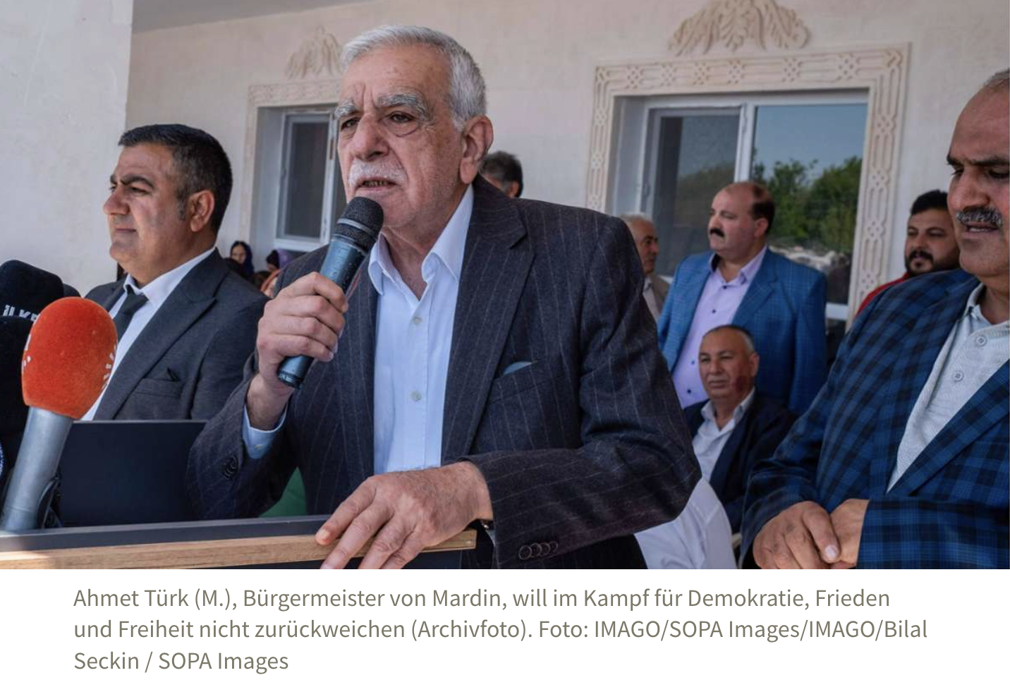 regierung setzt drei bürgermeister im kurdisch geprägten südosten ab