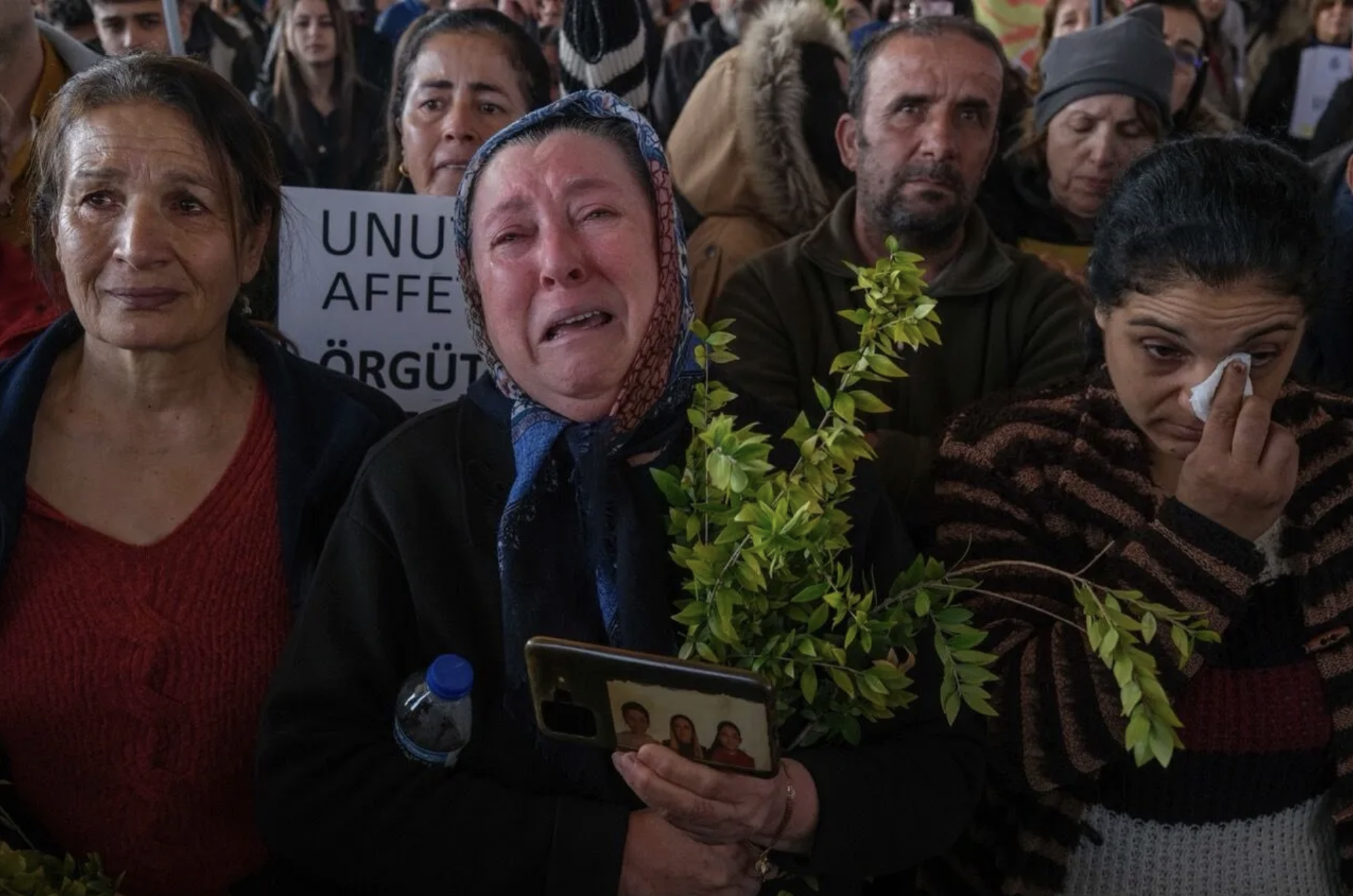 felaketin ikinci yılı: “sesimi duyan var mı?”