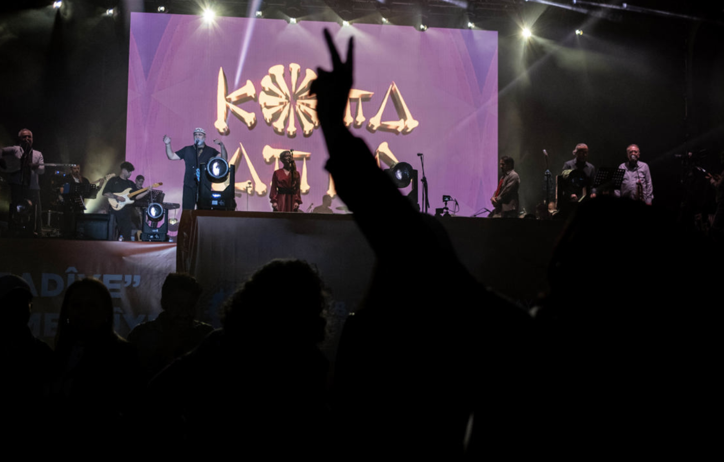 koma amed 30 yıl sonra diyarbakır'da: berî her tiştî Kurdim