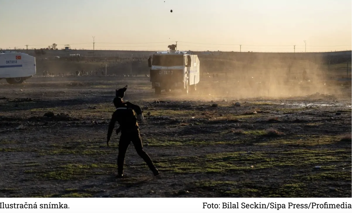 stvr - rusko môže prísť o jednu zo svojich vojenských základní v sýrii. prechodná vláda sa chystá prehodnotiť jej status
